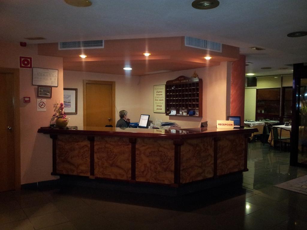 Hotel Jorge I El Campello Buitenkant foto
